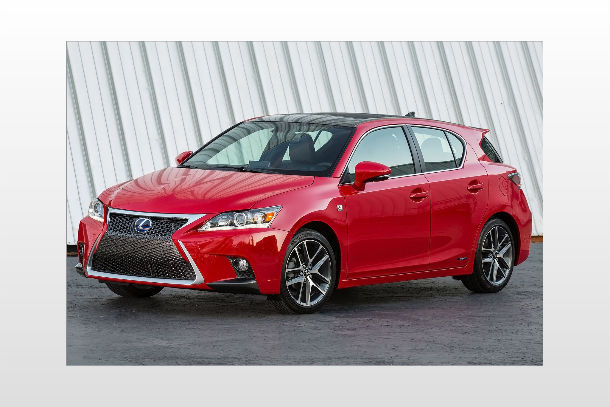 Lexus ct200h luxury